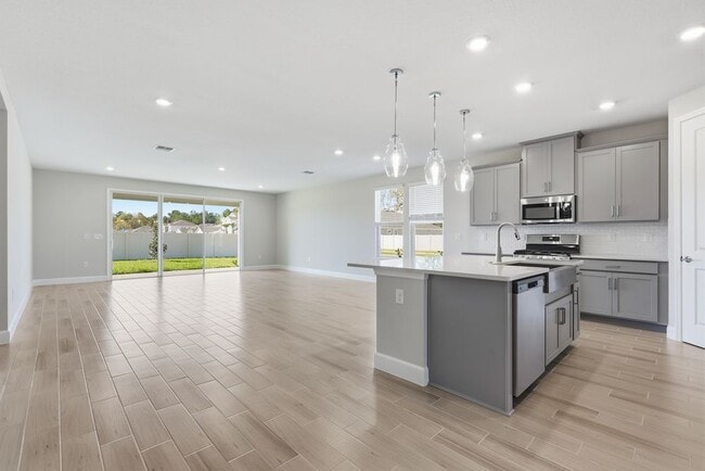 86563 Oar Row S, Yulee, FL 32097 - photo 3