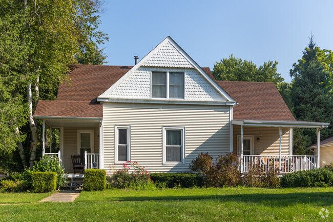 Fell Park has many historic homes that have been well preserved.