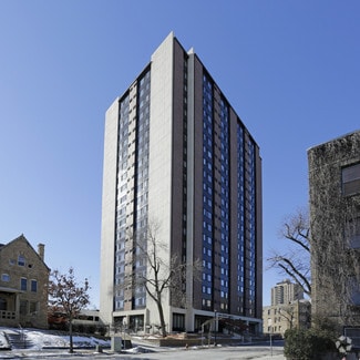 215 Oak Grove St, Minneapolis, MN 55403