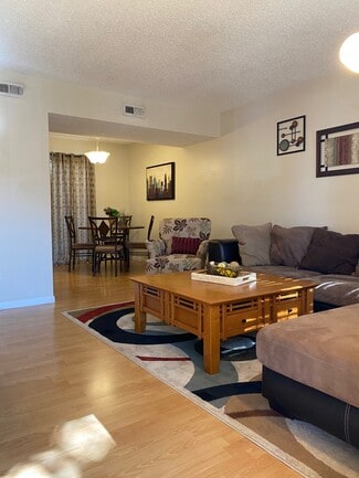 1606 E Swan Cir, Brentwood, MO 63144