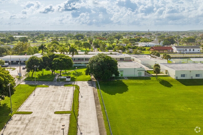 Pine Villa Elementary School is a great school to enroll your child in.