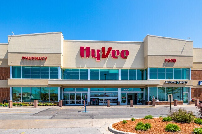 HyVee is one of a few grocery store options for residents of Watrous South.