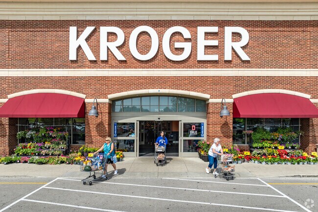 Many residents of Smokey Ridge Estates buy their groceries at Kroger on Sawmill Road.
