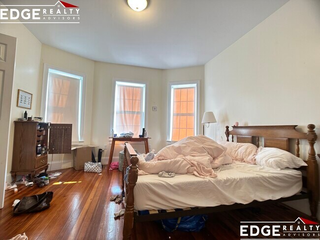 111 Fisher Ave unit 3, Boston, MA 02120 - photo 3