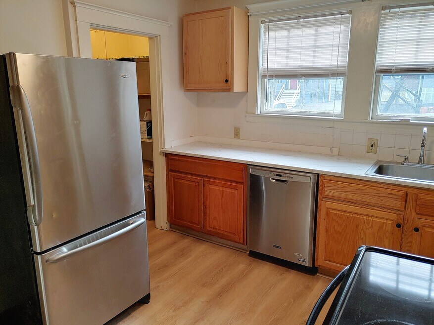 12 Quincy St unit 1, Arlington, MA 02476 - photo 1