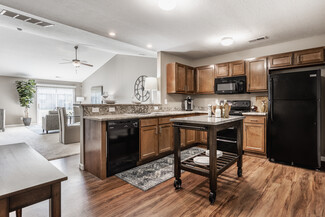 42 Hallowell Dr, Blacklick, OH 43004