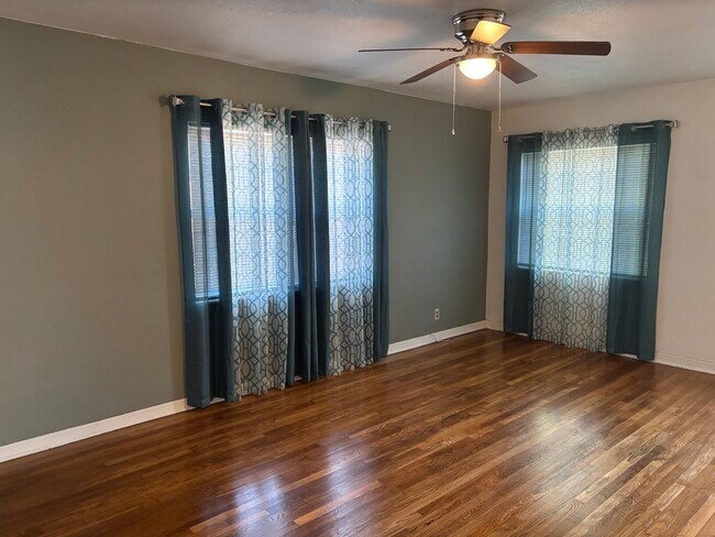 2710 Green St, Jacksonville, FL 32204 - photo 3