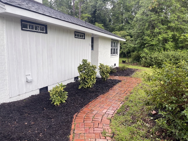 657 Wildwood Rd, Whiteville, NC 28472 - photo 3