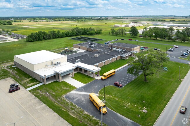 Jordan Elementary aligns with Illinois state standards.