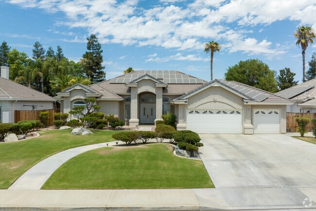 Many homes come equipped with solar panels in Seven Oaks.