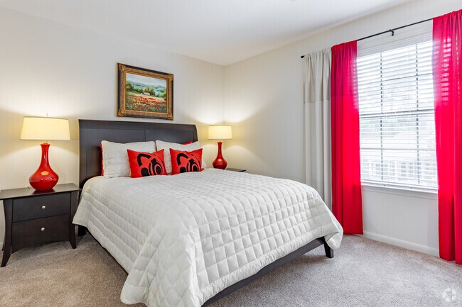 1BR, 1BA - 667SF (Magnolia)