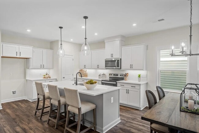 1925 Hildebrand Ln, Columbia, TN 38401 - photo 7