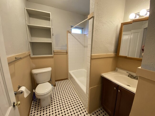 416 8th St, West Des Moines, IA 50265 - photo 3