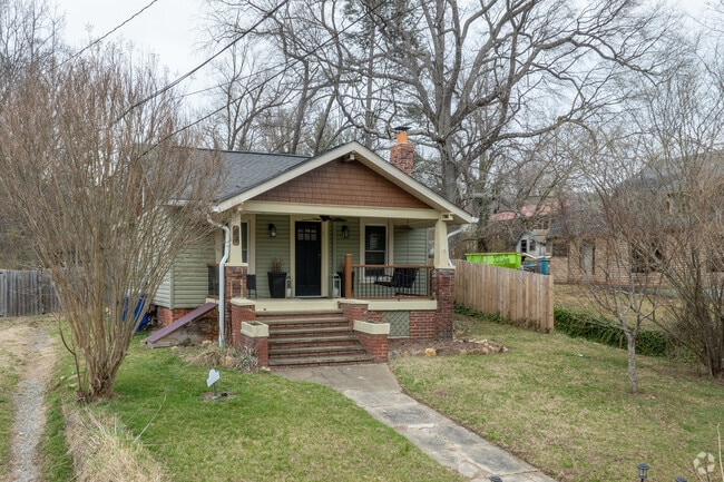 Many of the homes in Black Mountain are of the craftsman style.