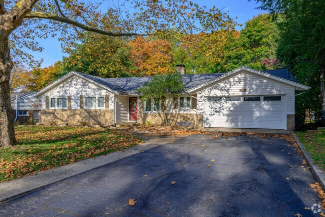 Oakland-Winchell, a neighborhood built in the 1950s, feature a lot of ranch homes.