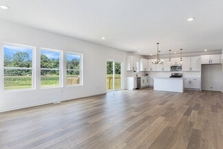 133 Hummingbird Ln, Niles, MI 49120