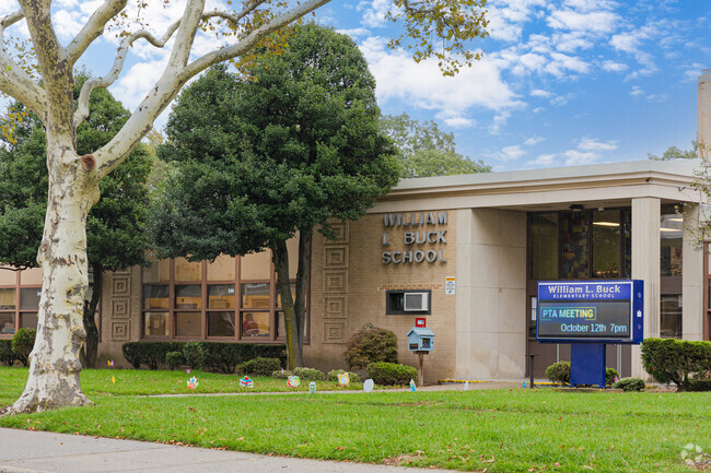 With a strong alumni network, William L Buck School has a rich history of success.