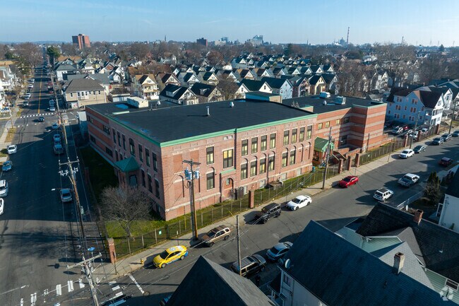 Bryant Elementary School has diverse programs.