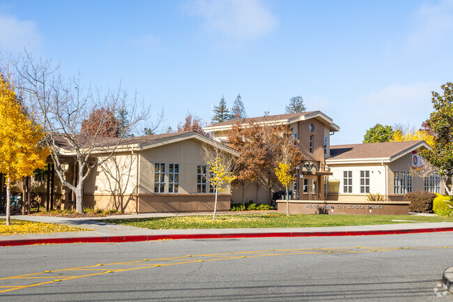 Encinal Elementary School is in the Menlo Park school district.