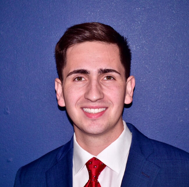 Agent Photo