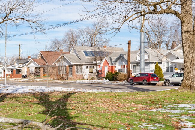 Most homes in Jacobsville also feature detached garages and small front lawns.