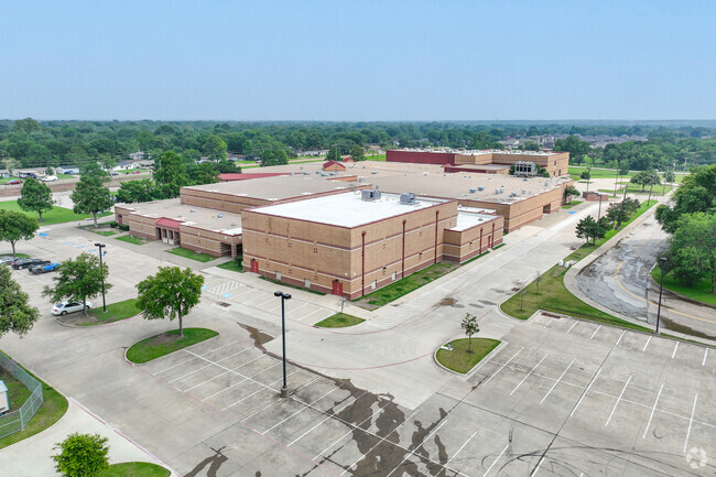 Agnew Middle School