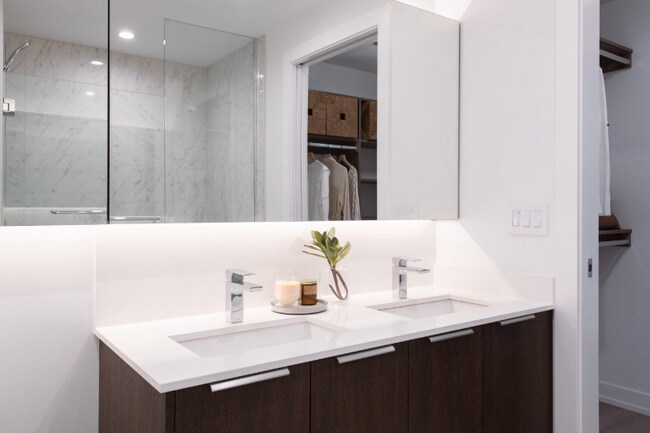 202 W Hill St, Chicago, IL 60610 - photo 7