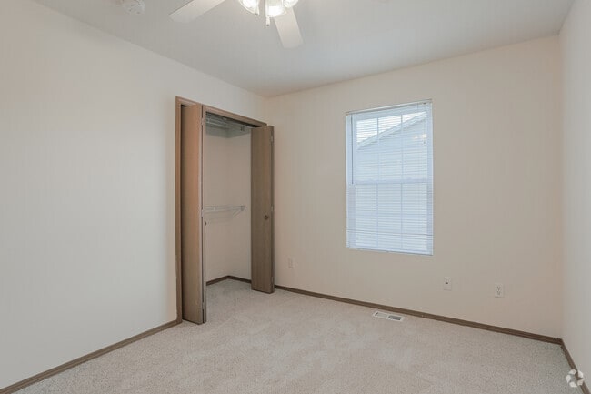 Wellington Place, Champaign, IL 61822 - photo 7