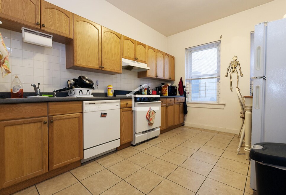 7 Saint Lukes Rd unit 12, Allston, MA 02134 - photo 1