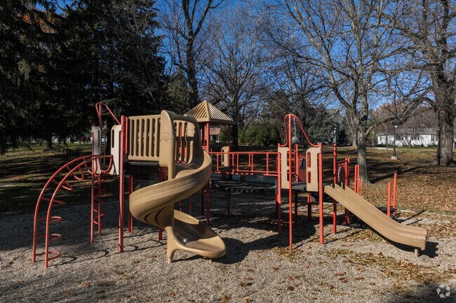Lulls Park playground offers family-friendly outdoor fun.