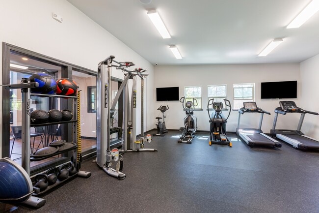 Commons at Sawmill, Flagstaff, AZ 86001 - photo 3