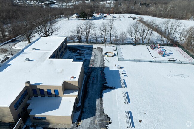 Chapel Hill Christian School- Green Campus is located in Akron, Ohio.