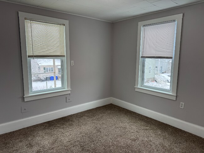 18.5 Randall St unit 2, Taunton, MA 02780 - photo 5
