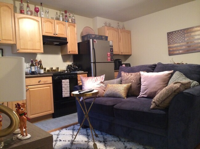 1747 N 16th St unit 3, Philadelphia, PA 19121 - photo 2