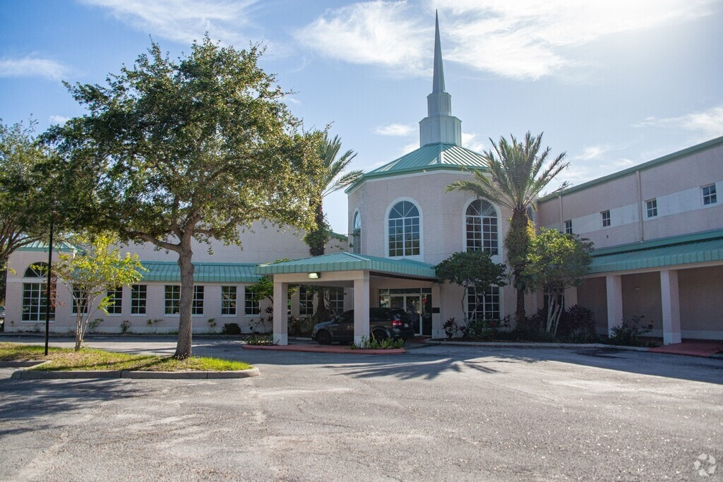 West Gate Christian School serves students in the Town 'N' Country community.