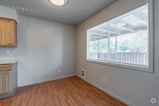 760 Plymouth Dr NE, Keizer, OR 97303