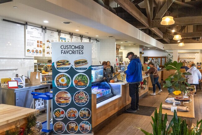 Mi-Sant Kitchen and Bakery offers veggie bowls and banh mi sandwiches near Sandcastle.