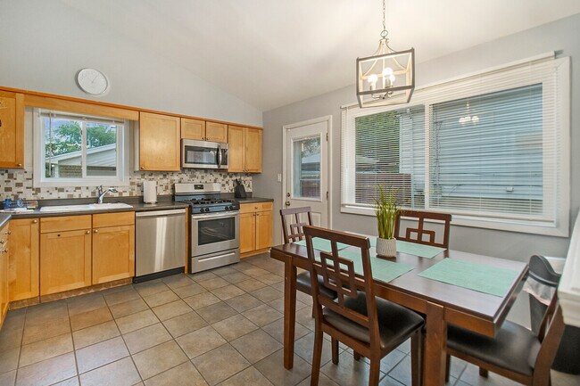 506 Wilson Ave unit ID1285071P, Glen Ellyn, IL 60137 - photo 6