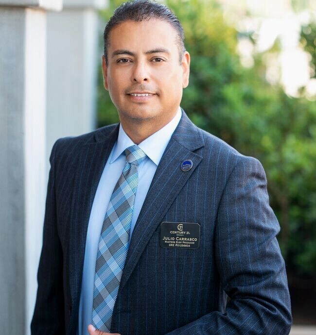 Agent Photo