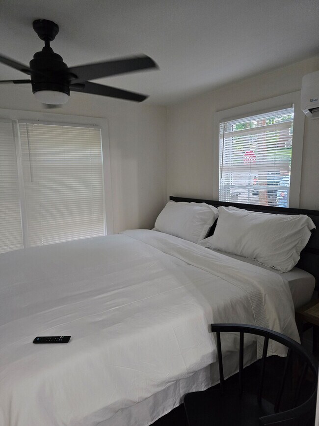 231 Rogers Ave unit ID1234785P, Greenville, SC 29617 - photo 4