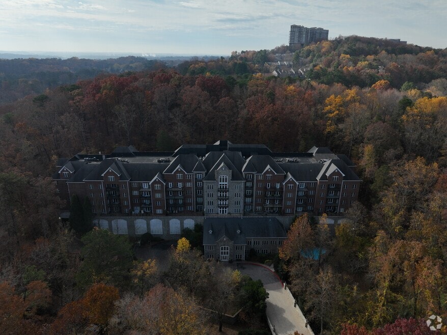 3280 Stillhouse Ln SE unit 305, Atlanta, GA 30339 - photo 2