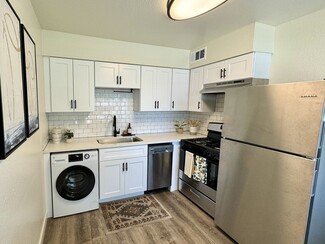 8101 W Lamar Rd, Glendale, AZ 85303