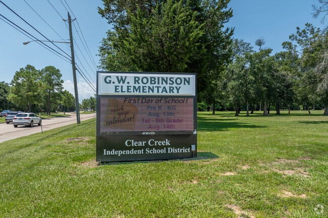 G.W. Robinson Elementary earns an A rating from niche.com.