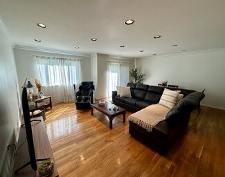 38 Park St, Florham Park, NJ 07932