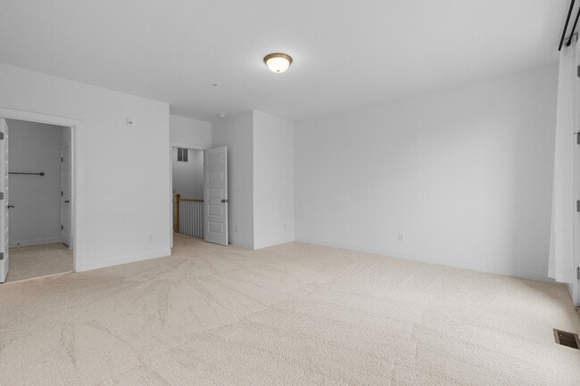 1206 Coach Sta Alley, Raleigh, NC 27601 - photo 4