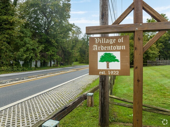 Arden was originally an art colony and many original homes can still be found there.