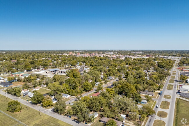 Byers and Murphy is located just south and west of downtown Joplin.