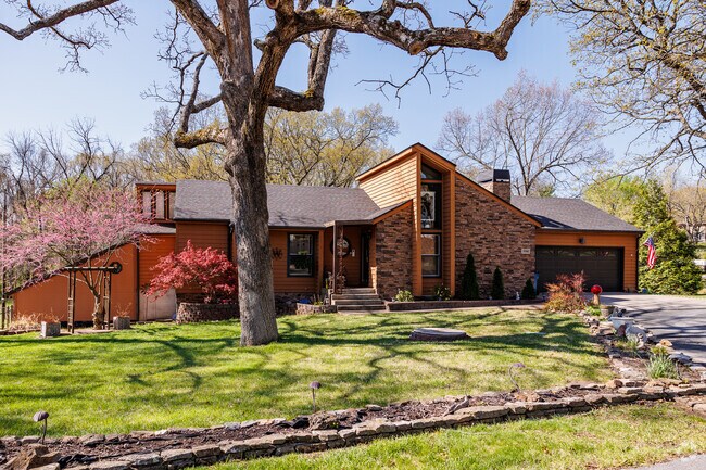 Contemporary homes bring unique architectural elements to Silver Creek.