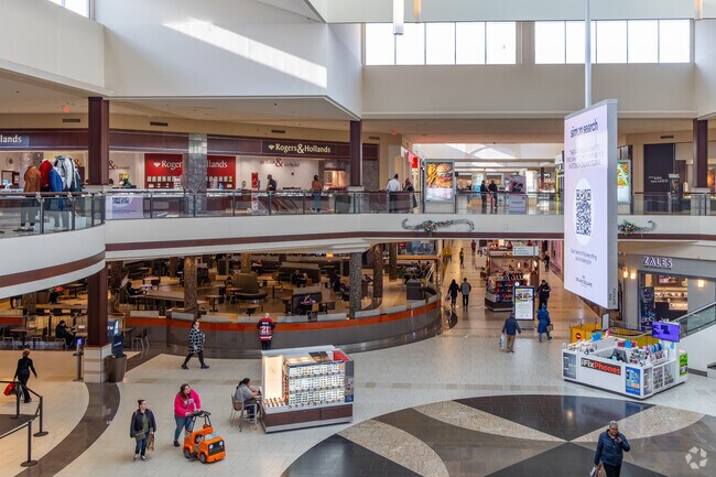 Orland Park Mall in Central Orland has a wide variety of retails shops and a food court.