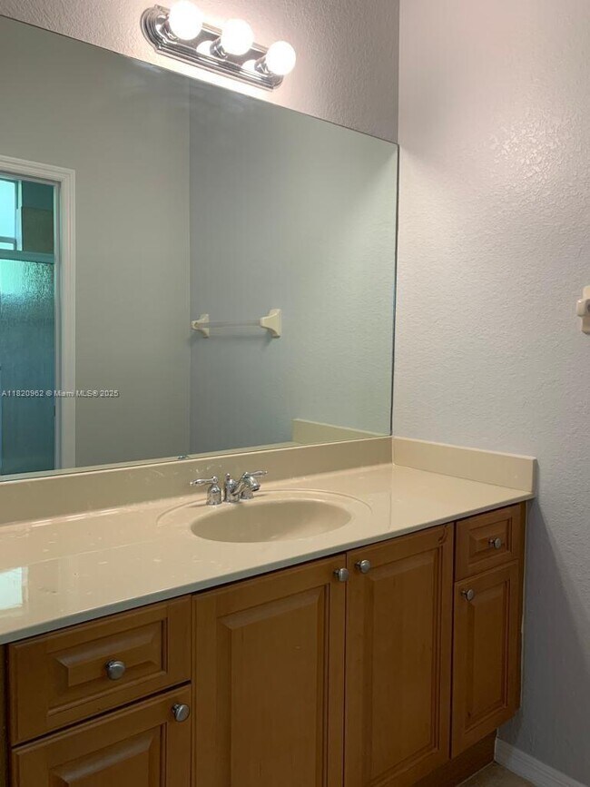 14109 SW 49th St, Miramar, FL 33027 - photo 6